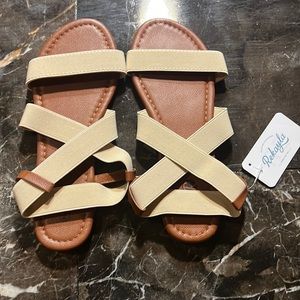 New Rekayla women’s TAN stretch sandals in size 7